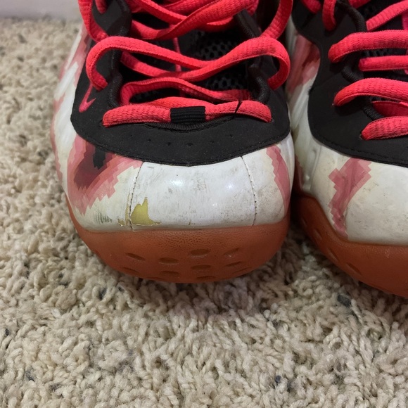 Nike Foamposite “Thermal Map” - Picture 2 of 9